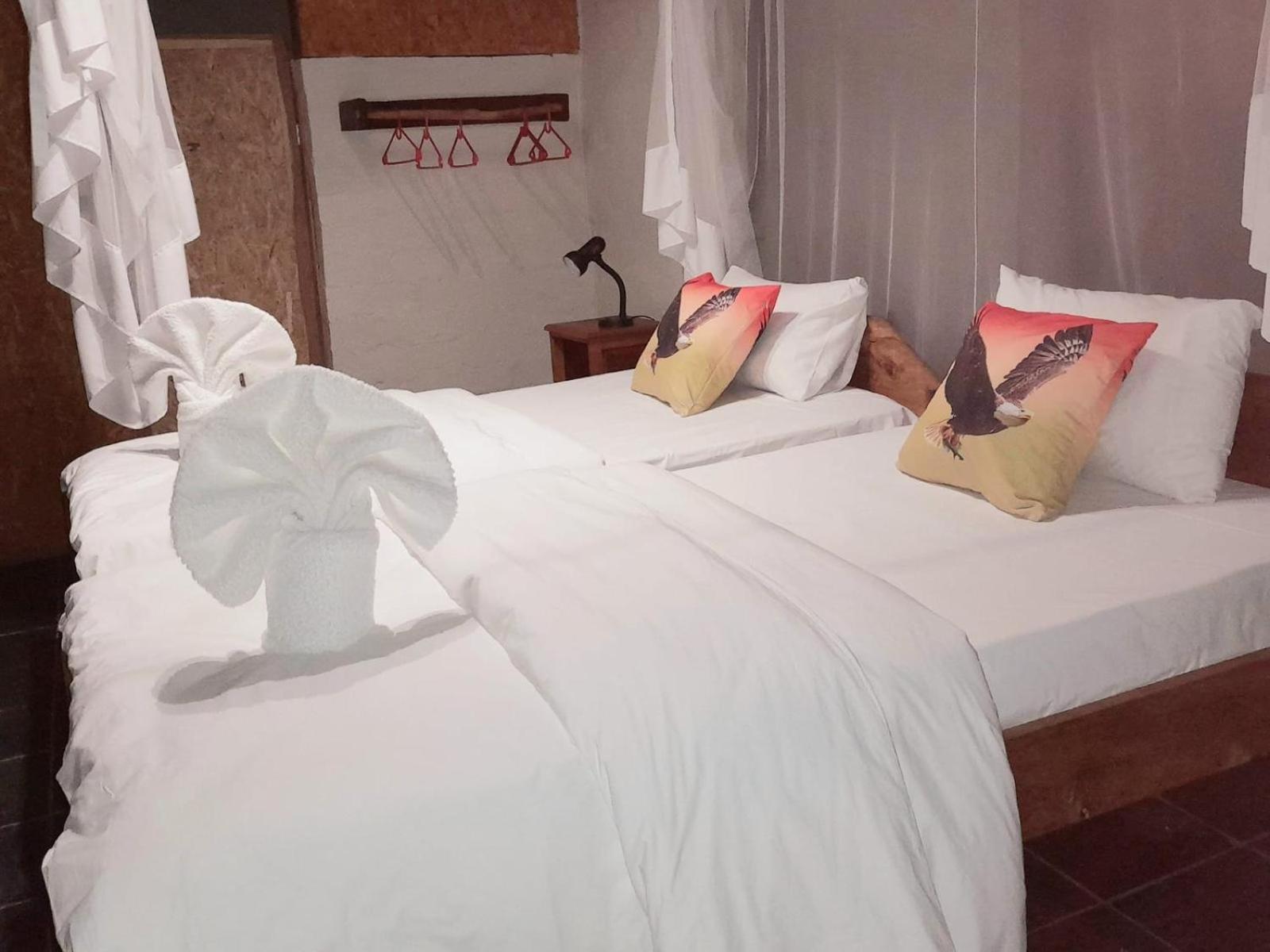 Mukolo Cabins & Camping Kongola Екстериор снимка